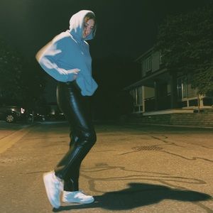 Meet your Posher, Taytum